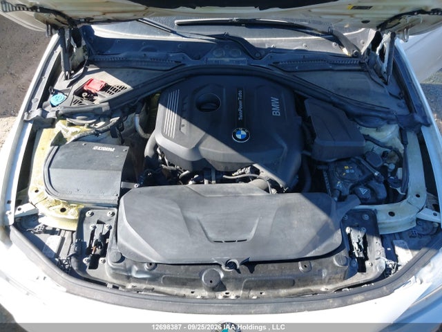 WBA8D9C58JA012618 BMW 330 XI