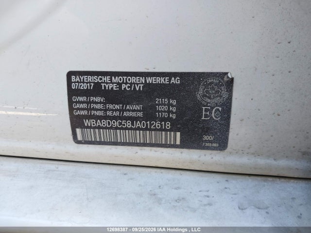 WBA8D9C58JA012618 BMW 330 XI