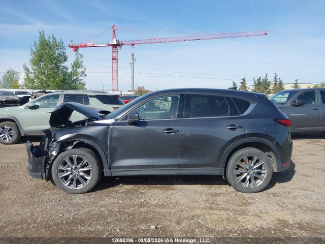 Продаж на аукціоні авто 2019 Mazda Cx-5 Signature, vin: JM3KFBEY8K0614435, номер лоту: 12698396