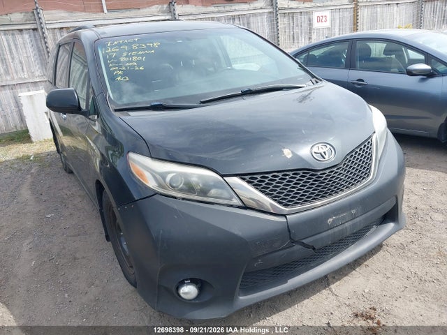 Auction sale of the 2017 Toyota Sienna, vin: 5TDXZ3DC1HS801801, lot number: 12698398