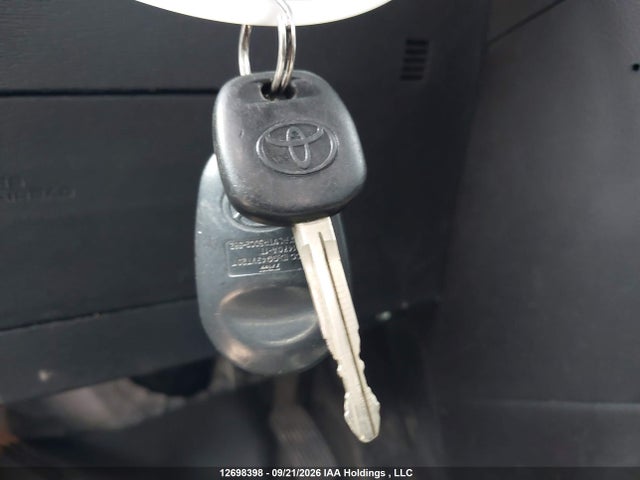 Продажа на аукционе авто 2017 Toyota Sienna, vin: 5TDXZ3DC1HS801801, номер лота: 12698398