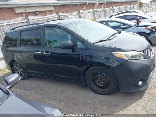 Продажа на аукционе авто 2017 Toyota Sienna, vin: 5TDXZ3DC1HS801801, номер лота: 12698398