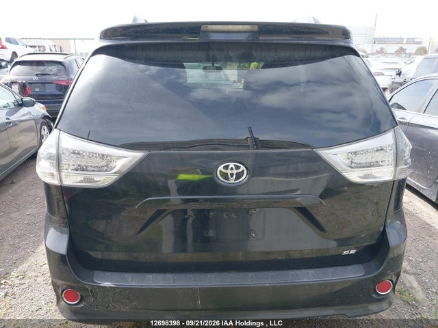 Продажа на аукционе авто 2017 Toyota Sienna, vin: 5TDXZ3DC1HS801801, номер лота: 12698398