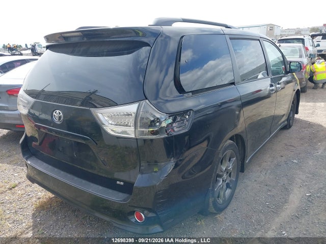 Продажа на аукционе авто 2017 Toyota Sienna, vin: 5TDXZ3DC1HS801801, номер лота: 12698398