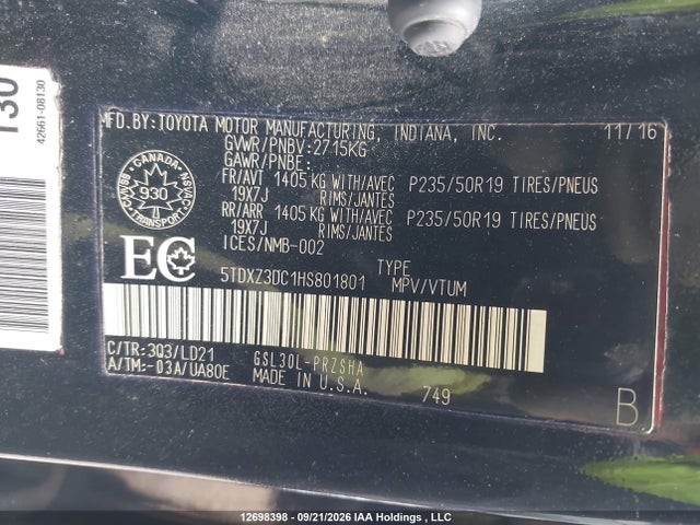 Продажа на аукционе авто 2017 Toyota Sienna, vin: 5TDXZ3DC1HS801801, номер лота: 12698398