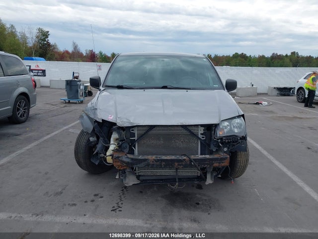 2016 Dodge Grand Caravan მანქანა იყიდება აუქციონზე, vin: 2C4RDGBGXGR400260, აუქციონის ნომერი: 12698399