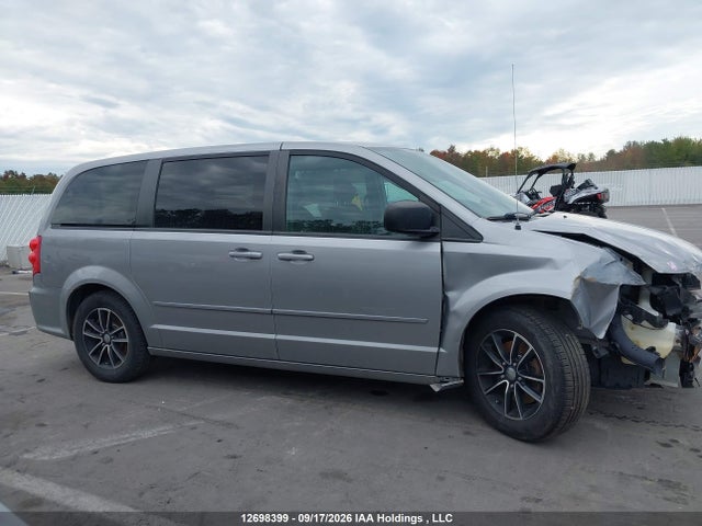 2016 Dodge Grand Caravan მანქანა იყიდება აუქციონზე, vin: 2C4RDGBGXGR400260, აუქციონის ნომერი: 12698399