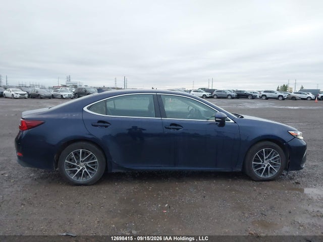 12698415 :رقم المزاد ، 58ABK1GG5GU006508 vin ، 2016 Lexus Es 350 350 مزاد بيع