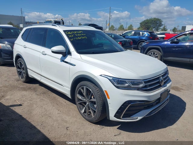 2022 Volkswagen Tiguan Sel R-line მანქანა იყიდება აუქციონზე, vin: 3VV4B7AX5NM061303, აუქციონის ნომერი: 12698429