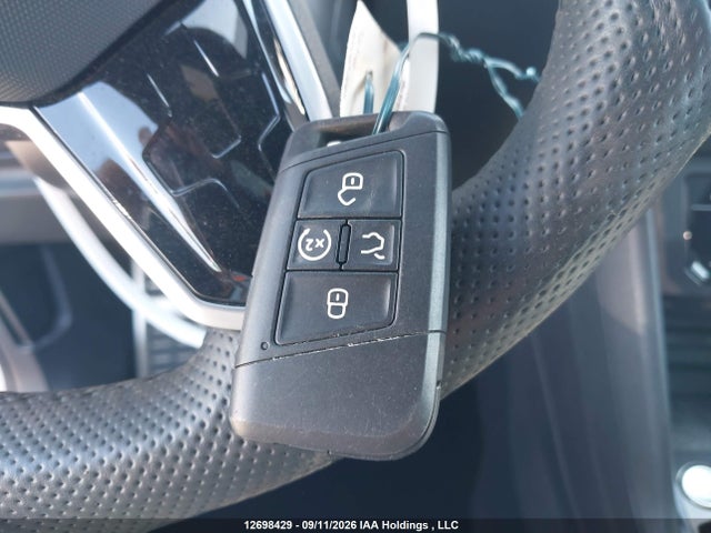 Продаж на аукціоні авто 2022 Volkswagen Tiguan Sel R-line, vin: 3VV4B7AX5NM061303, номер лоту: 12698429