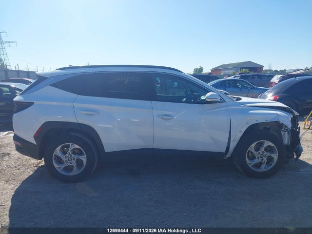2022 Hyundai Tucson Preferred Awd With Trend Package მანქანა იყიდება აუქციონზე, vin: KM8JCCAE6NU126687, აუქციონის ნომერი: 12698444