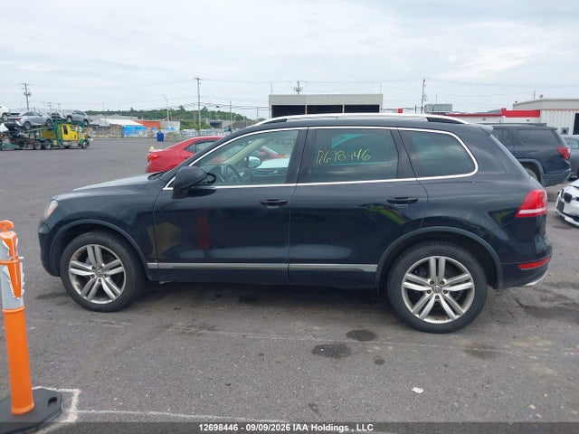Volkswagen Touareg 2014 WVGEP9BP4ED012633 Image 13