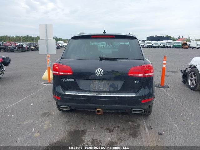 Volkswagen Touareg 2014 WVGEP9BP4ED012633 Image 15