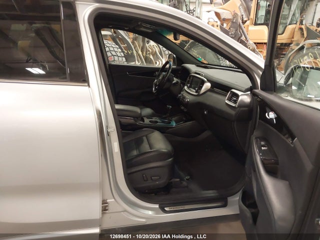12698451 :رقم المزاد ، 5XYPKDA16GG053975 vin ، 2016 Kia Sorento 2.0l Sx مزاد بيع