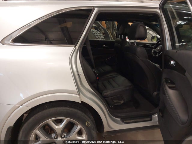 12698451 :رقم المزاد ، 5XYPKDA16GG053975 vin ، 2016 Kia Sorento 2.0l Sx مزاد بيع