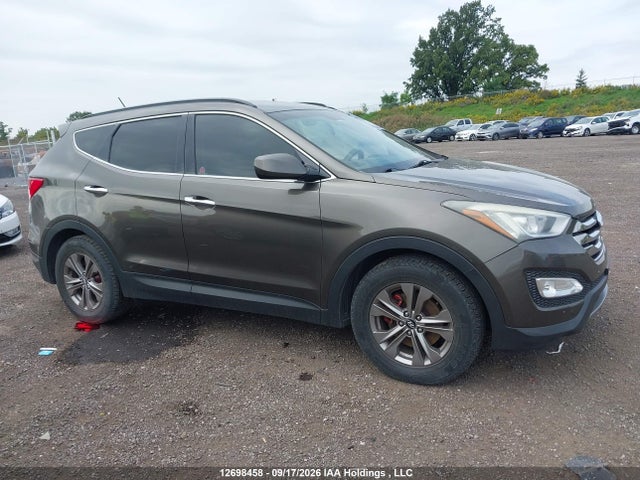 2014 Hyundai Santa Fe Sport 2.4 Base მანქანა იყიდება აუქციონზე, vin: 5XYZT3LB3EG139943, აუქციონის ნომერი: 12698458