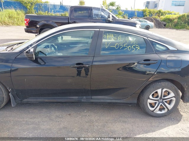 Honda Civic Dx 2018 2HGFC2E27JH035057 Image 14