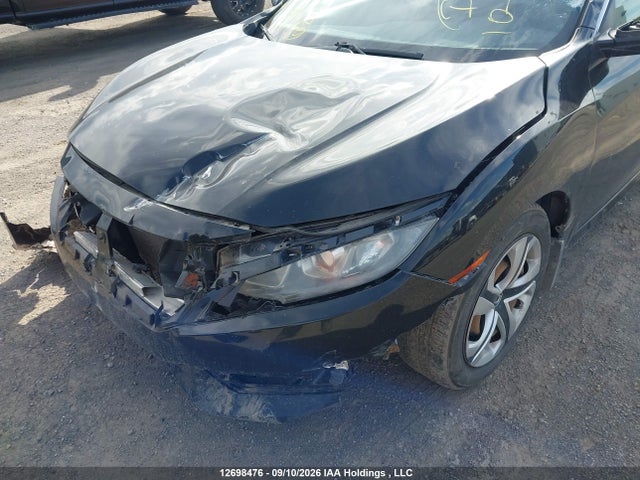 Honda Civic Dx 2018 2HGFC2E27JH035057 Image 21