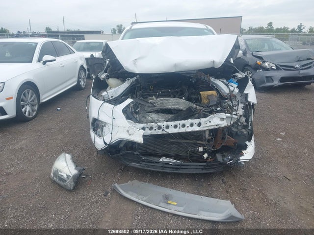 Продажа на аукционе авто 2017 Ford Escape Se, vin: 1FMCU9GD6HUA84663, номер лота: 12698502