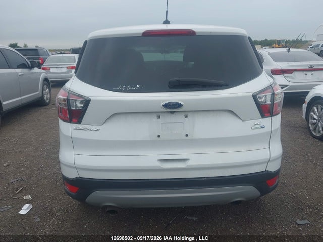 Продажа на аукционе авто 2017 Ford Escape Se, vin: 1FMCU9GD6HUA84663, номер лота: 12698502