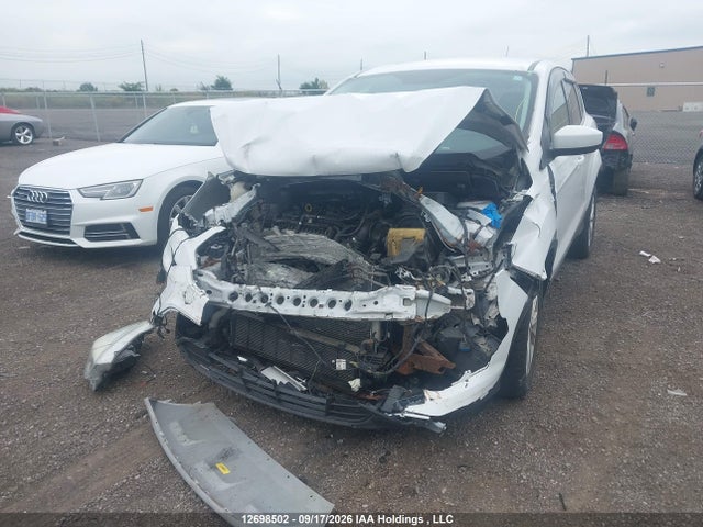 Продажа на аукционе авто 2017 Ford Escape Se, vin: 1FMCU9GD6HUA84663, номер лота: 12698502