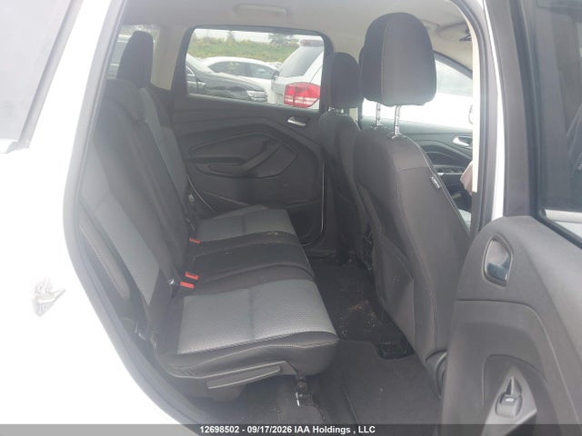 Продажа на аукционе авто 2017 Ford Escape Se, vin: 1FMCU9GD6HUA84663, номер лота: 12698502