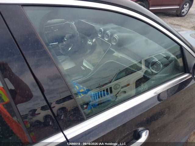12698518 :رقم المزاد ، W1KAF4HB4NR058492 vin ، 2022 Mercedes-benz C 300 4matic مزاد بيع