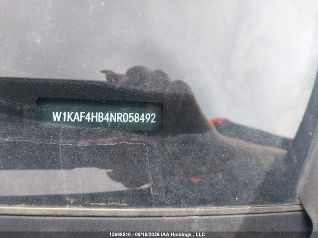 12698518 :رقم المزاد ، W1KAF4HB4NR058492 vin ، 2022 Mercedes-benz C 300 4matic مزاد بيع