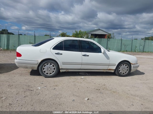 Продажа на аукционе авто 1997 Mercedes-benz E 320, vin: WDBJF55F2VJ035233, номер лота: 12698537