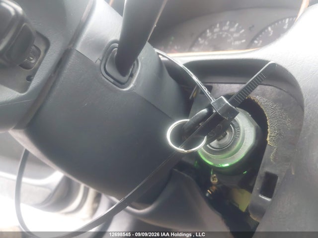 Продажа на аукционе авто 2002 Toyota Camry Solara Se/sle, vin: 2T1FF28P12C871990, номер лота: 12698545