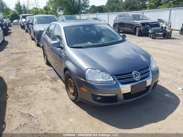 2010 Volkswagen Jetta 2.0t მანქანა იყიდება აუქციონზე, vin: 3VWHJ7AJ3AM105319, აუქციონის ნომერი: 12698584