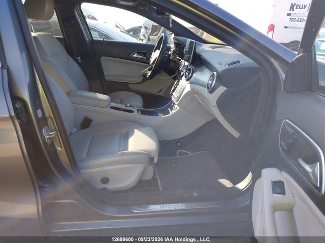 WDCTG4GB3GJ275979 Mercedes-Benz Gla 250 4matic