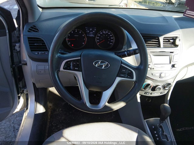 12698603 :رقم المزاد ، KMHCT4AE4DU364342 vin ، 2013 Hyundai Accent Gl مزاد بيع