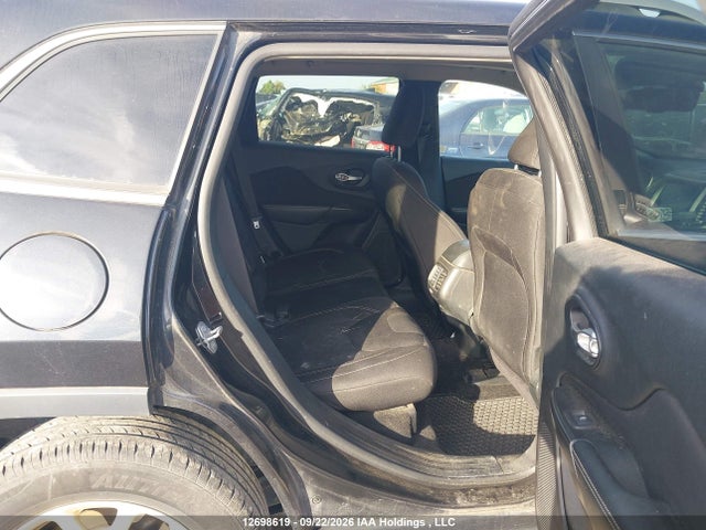 12698619 :رقم المزاد ، 1C4PJMCB8FW533476 vin ، 2015 Jeep Cherokee North مزاد بيع