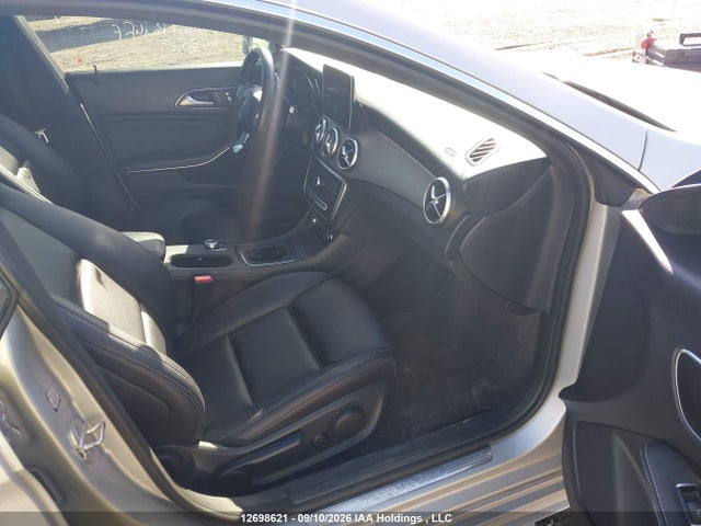 WDDSJ4GB2HN445039 Mercedes-Benz CLA 250 4MATIC