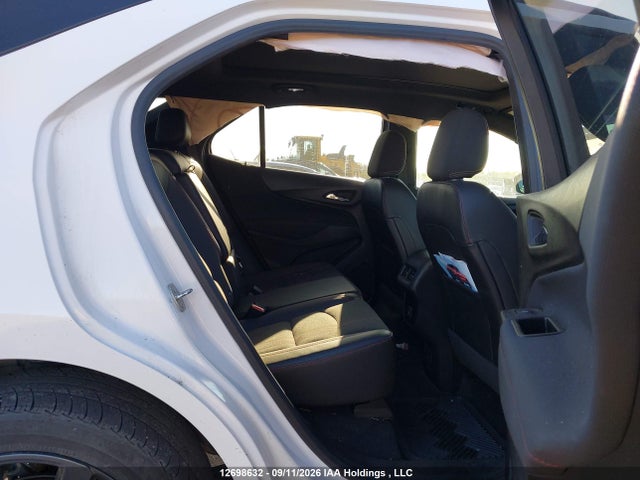 2022 Chevrolet Equinox Rs მანქანა იყიდება აუქციონზე, vin: 2GNAXWEV6N6124352, აუქციონის ნომერი: 12698632