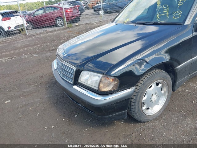 1999 Mercedes-benz C 230 Classic მანქანა იყიდება აუქციონზე, vin: WDBHA24G2XF787302, აუქციონის ნომერი: 12698641