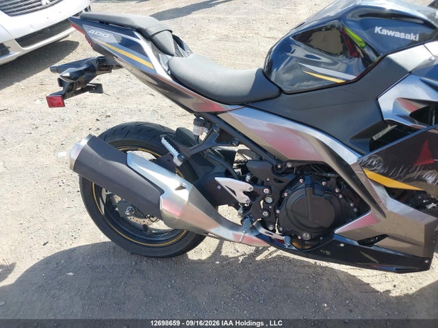 Kawasaki EX400 2022 JKAEXKG15NDAG9349 Image 8