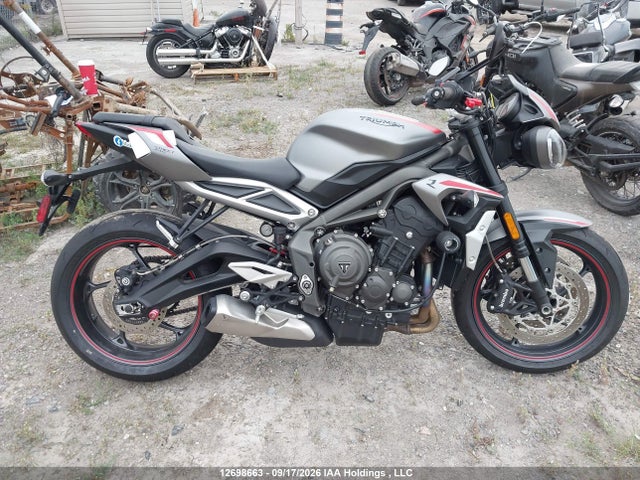 Продаж на аукціоні авто 2022 Triumph Motorcycle Street Triple R (lrh), vin: SMTA544D7NTBA1505, номер лоту: 12698663