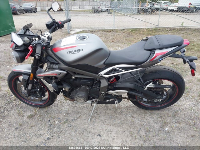 Продаж на аукціоні авто 2022 Triumph Motorcycle Street Triple R (lrh), vin: SMTA544D7NTBA1505, номер лоту: 12698663
