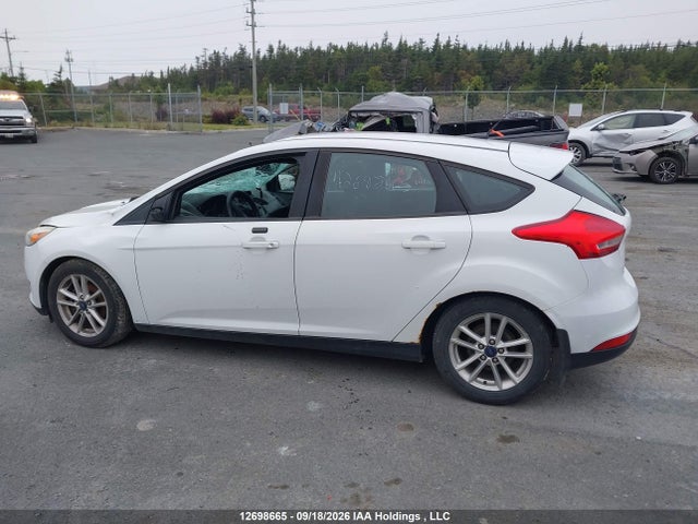 Ford FOCUS SE 2016 1FADP3K24GL333331 Image 15