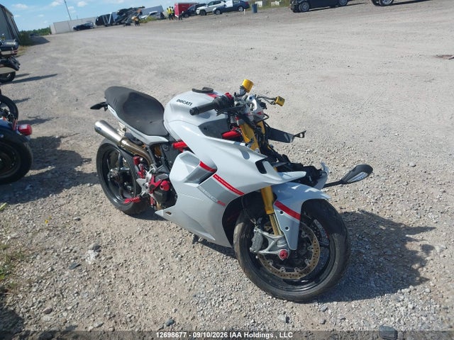 Продажа на аукционе авто 2024 Ducati Supersport, vin: ZDMVABDS7RB006894, номер лота: 12698677