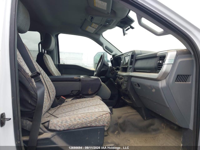 Продажа на аукционе авто 2025 Ford F350 Super Duty, vin: 1FT8W3BA5SED53848, номер лота: 12698694