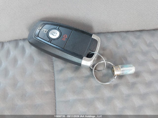 Продажа на аукционе авто 2020 Ford Escape Se, vin: 1FMCU9G60LUA01920, номер лота: 12698720