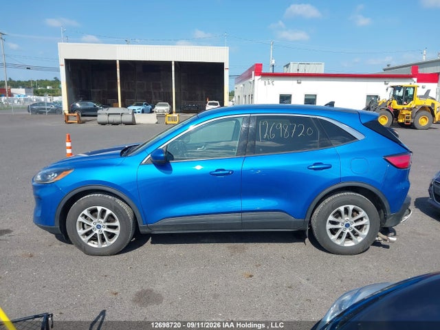 Продажа на аукционе авто 2020 Ford Escape Se, vin: 1FMCU9G60LUA01920, номер лота: 12698720