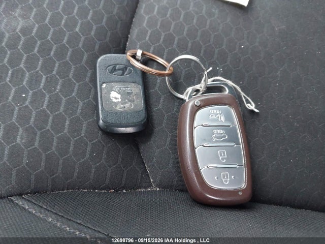 2020 Hyundai Elantra Preferred With Sun And Safety Package Auto Ivt მანქანა იყიდება აუქციონზე, vin: KMHD84LF1LU102109, აუქციონის ნომერი: 12698796