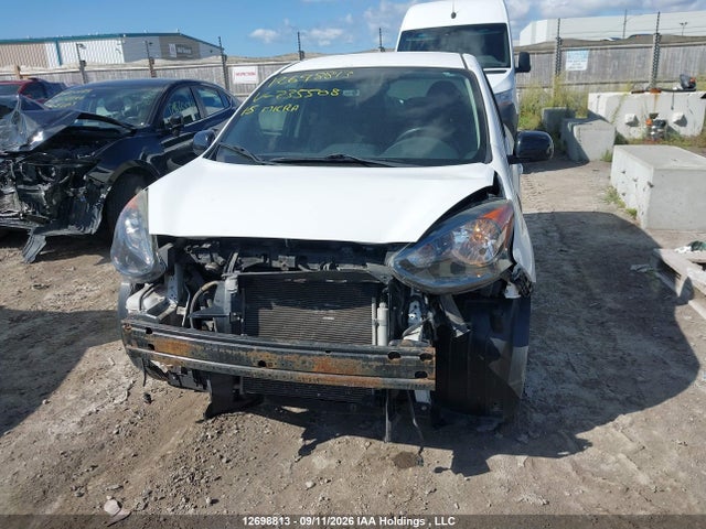 12698813 :رقم المزاد ، 3N1CK3CP3FL235508 vin ، 2015 Nissan Micra S/sr/sv مزاد بيع