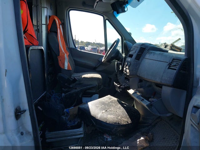 12698881 :رقم المزاد ، WD3BE8CB4A5498465 vin ، 2010 Mercedes-benz Sprinter 2500 مزاد بيع