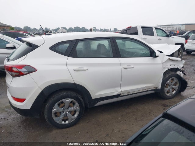 Hyundai TUCSON SE 2017 KM8J2CA49HU503074 Image 14