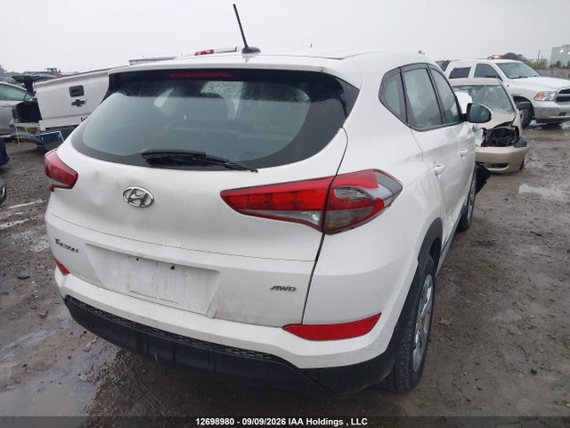 Hyundai TUCSON SE 2017 KM8J2CA49HU503074 Image 4